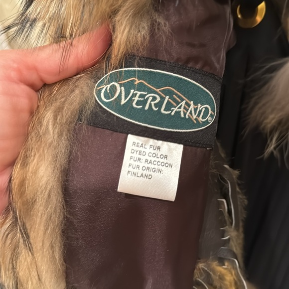 Overland Fur shawl - Picture 4 of 7